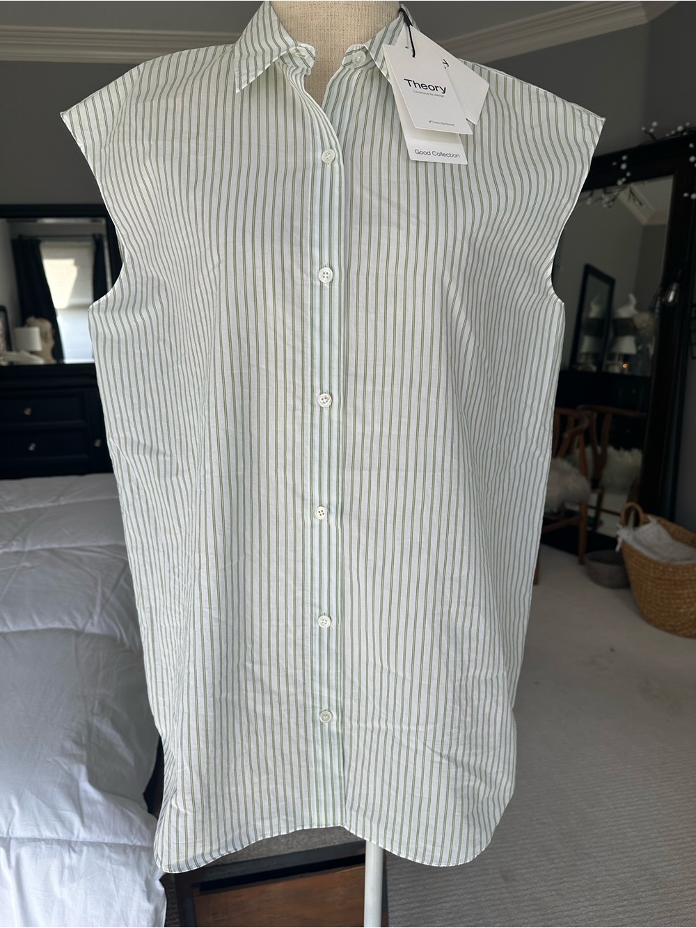 Theory Striped NWT Sleeveless Button-Down Shirt Green and White size medium - Picture 5 of 14